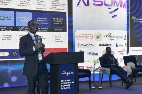 Simon Adu-Gyamfi, Chief Support Officer, Fidelity Bank, delivering a presentation on Adoption of AI at the Work Place (2)
