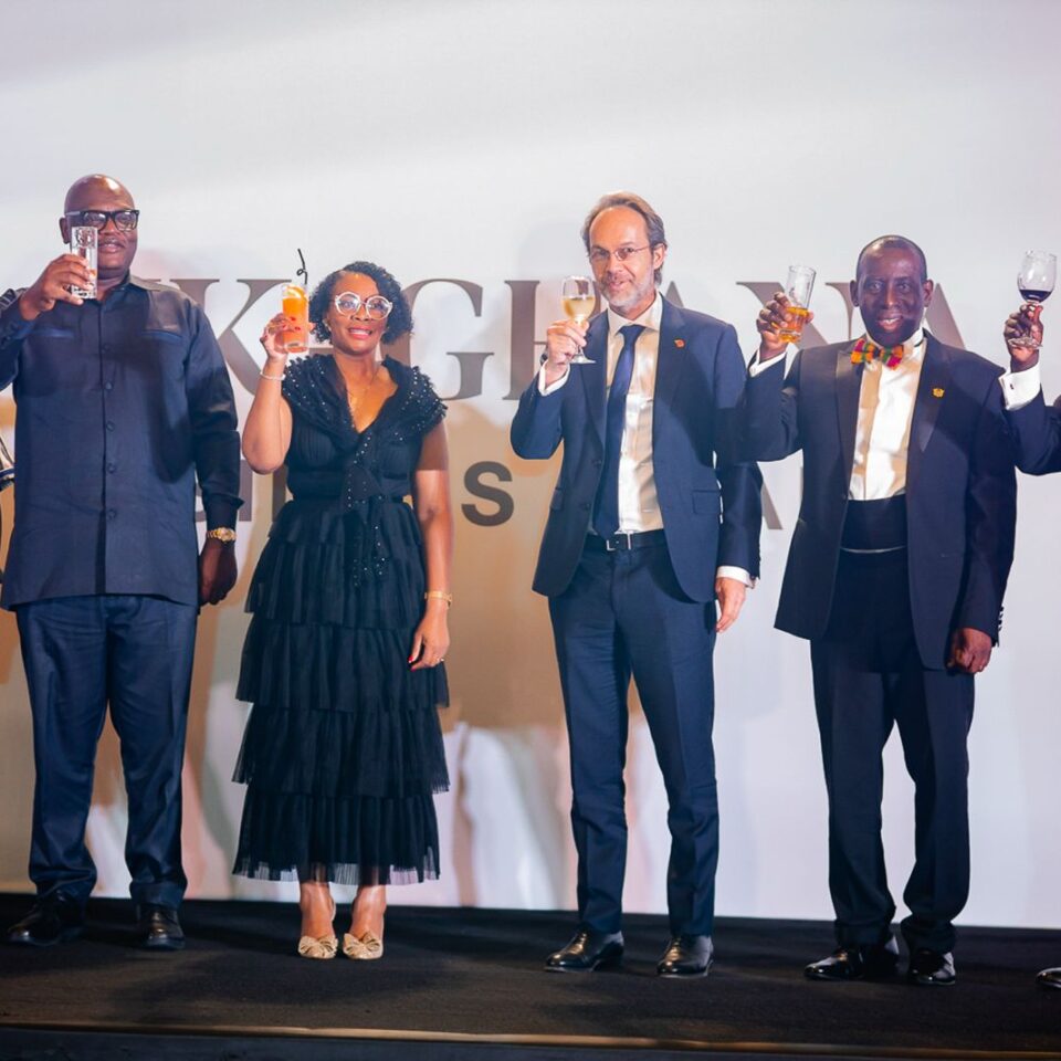 WhatsApp Image 2025-11-12 at 09.43.10